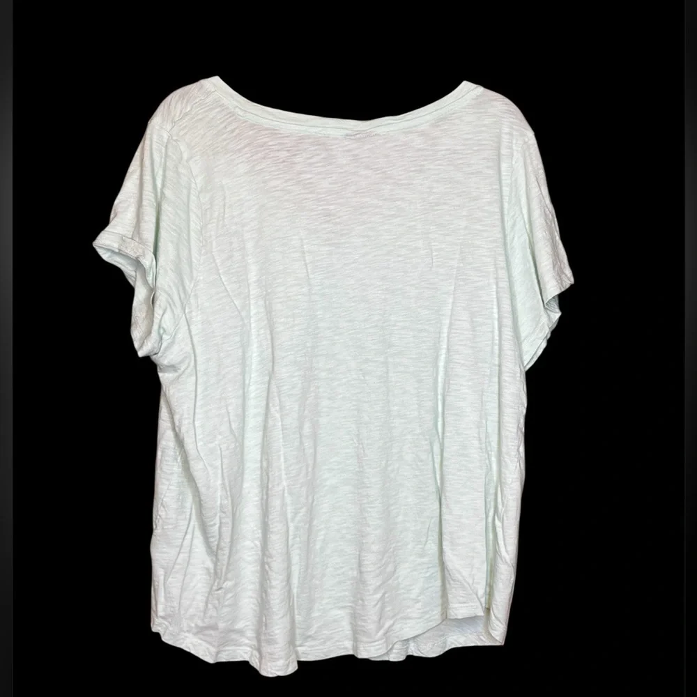 Torrid Mermaid V-Neck - Picture 2 of 5